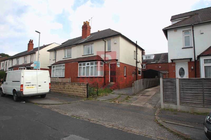 Photo of the property on Estcourt Terrace, Headingley, Leeds