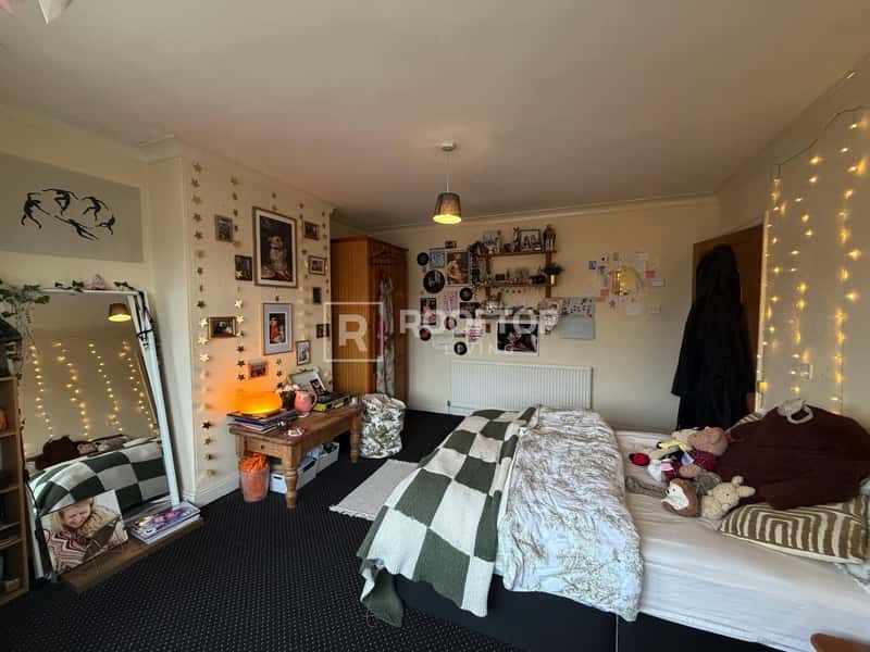 Photo of the property on St. Annes Road, Headingley, Leeds