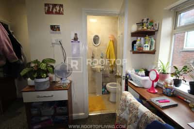 Photo of the property on St. Michaels Villas, Headingley, Leeds