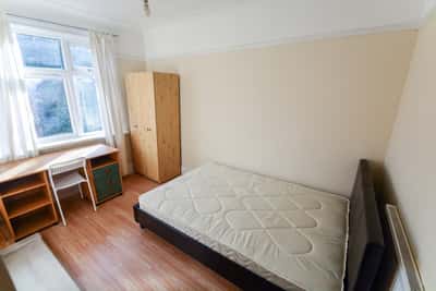 Photo of the property on Ash Road, Headingley, Leeds