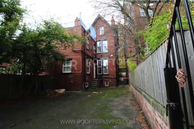 Photo of 236 Kirkstall Lane