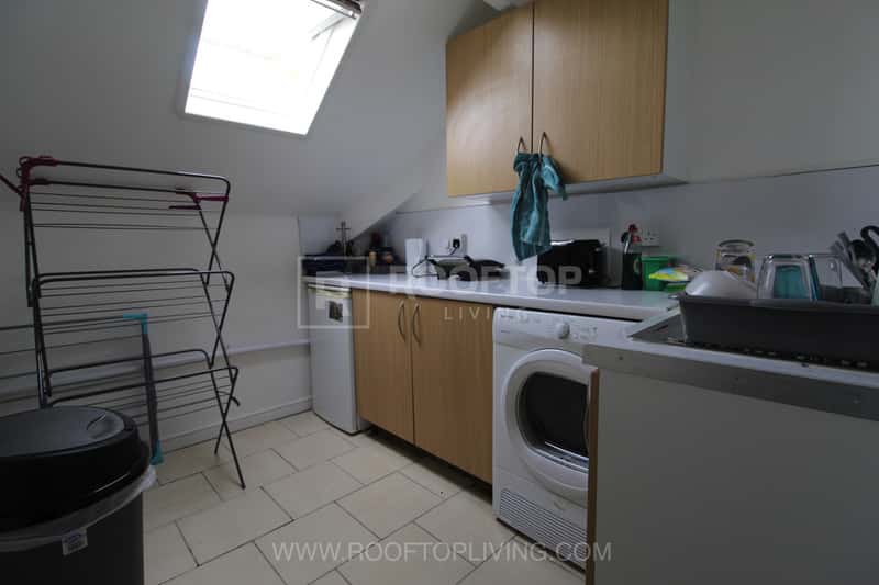 Photo of the property on Kirkstall Lane, Headingley, Leeds