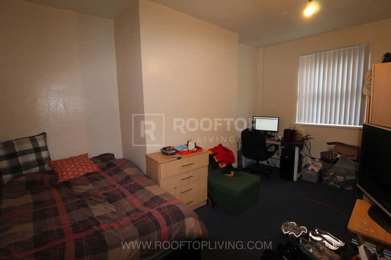 Photo of the property on Chestnut Avenue, Hyde Park, Leeds