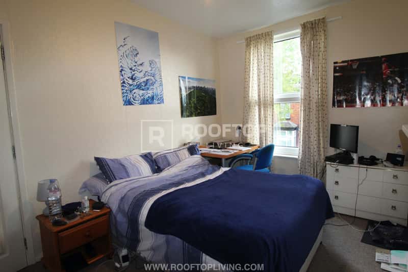 Photo of the property on Delph Mount, Woodhouse, Leeds