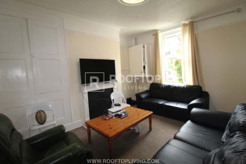Photo of the property on Delph Mount, Woodhouse, Leeds