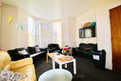 Photo of 13 Regent Park Terrace