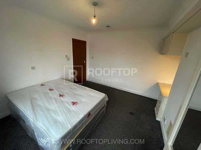 Photo of the property on St. Annes Road, Headingley, Leeds