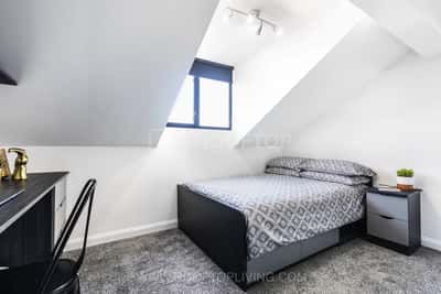 Photo of Flat 6, 43-55 Queens Road