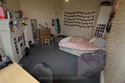 Photo of 9 Regent Park Terrace