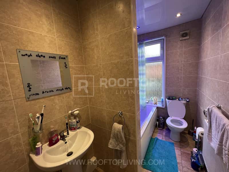 Photo of the property on Delph Mount, Woodhouse, Leeds