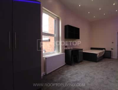 Photo of 10A Regent Park Avenue