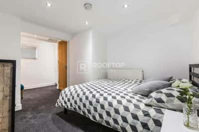 Photo of the property on Trelawn Place, Headingley, Leeds