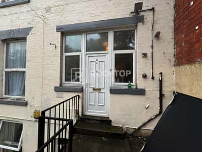 Photo of the property on Moorland Avenue, Hyde Park, Leeds