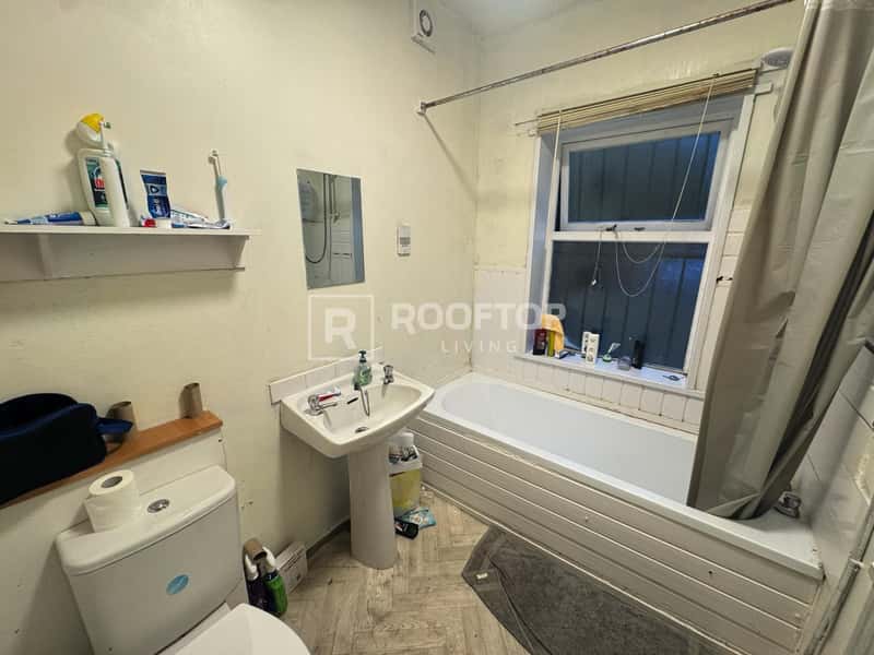 Photo of the property on Regent Park Avenue, Woodhouse, Leeds