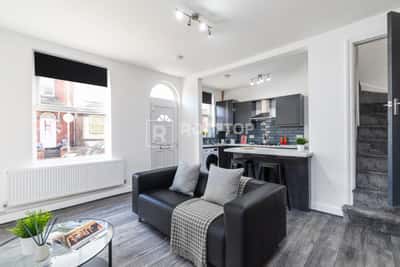 Photo of the property on Whingate Grove, Armley, Leeds