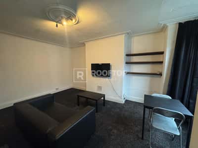 Photo of the property on Royal Park Terrace, Hyde Park, Leeds