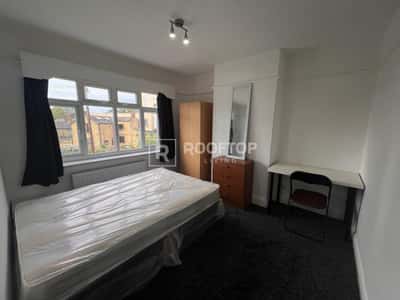 Photo of 4 Dennistead Crescent
