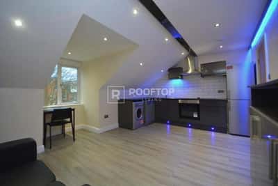 Photo of Flat 3, 153 Victoria Road