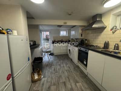 Photo of 45 Brudenell Road