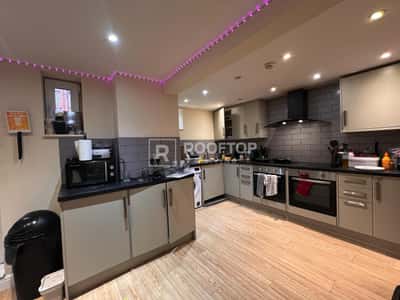 Photo of 11 Brudenell Avenue