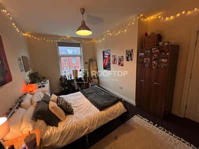 Photo of 11 Brudenell Avenue