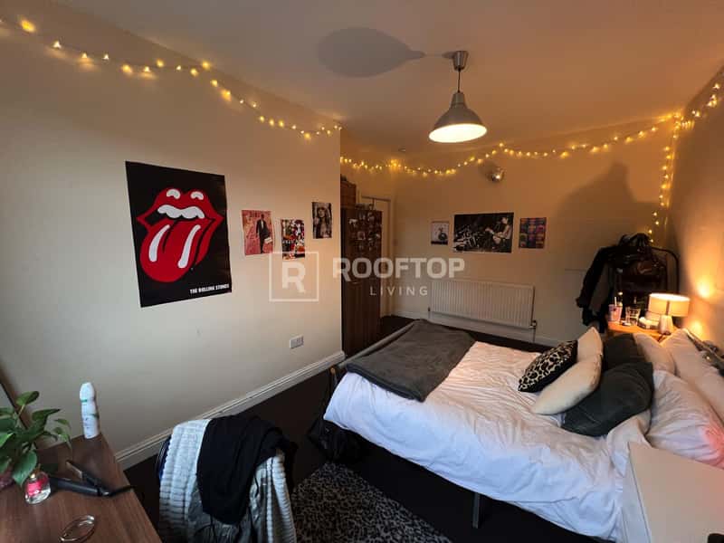 Photo of the property on Brudenell Avenue, Hyde Park, Leeds