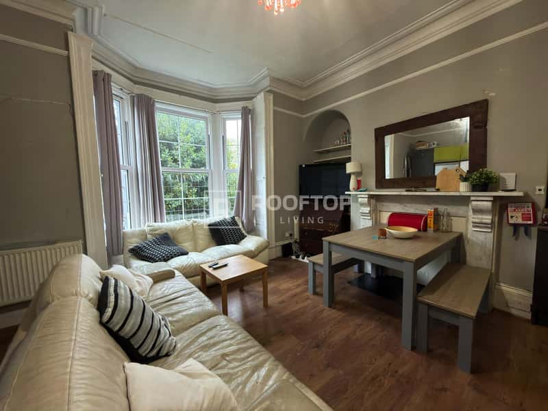 Photo of the property on Hyde Park Terrace, Hyde Park, Leeds