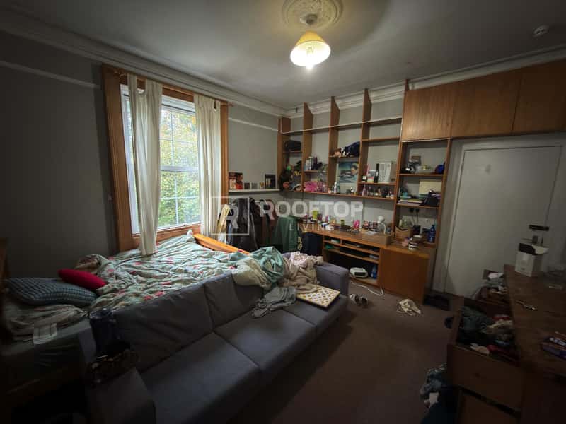 Photo of the property on Hyde Park Terrace, Hyde Park, Leeds