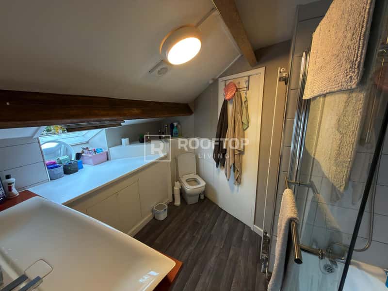 Photo of the property on Hyde Park Terrace, Hyde Park, Leeds