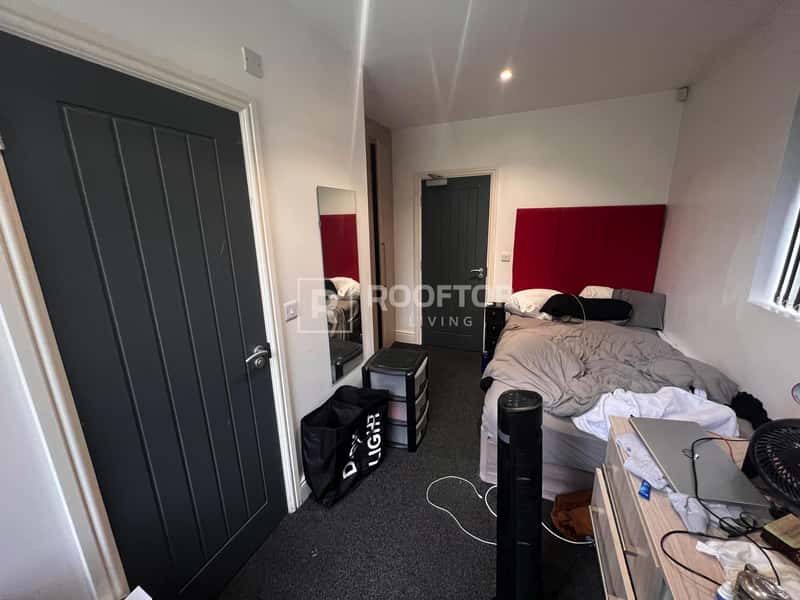 Photo of the property on Regent Park Avenue, Woodhouse, Leeds