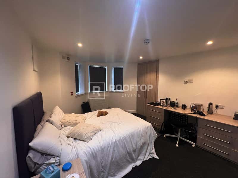 Photo of the property on Regent Park Avenue, Woodhouse, Leeds