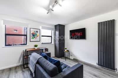 Photo of Flat 4, 43-55 Queens Road