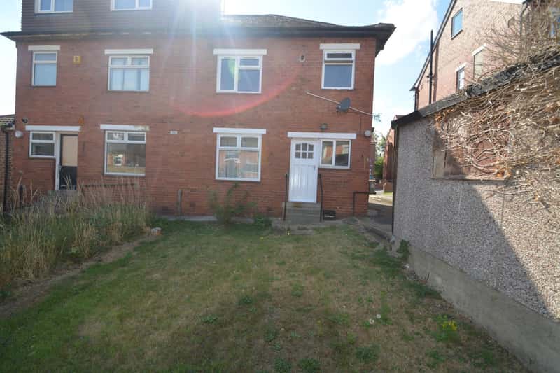 Photo of the property on Ash Gardens, Headingley, Leeds