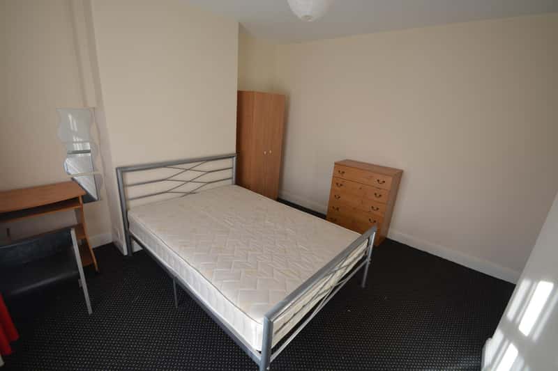 Photo of the property on Ash Gardens, Headingley, Leeds