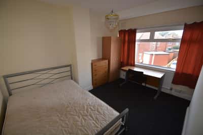 Photo of the property on Ash Gardens, Headingley, Leeds