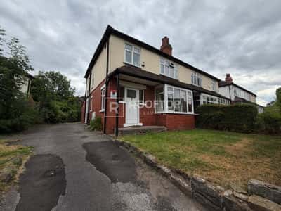 Photo of the property on Dennistead Crescent, Headingley, Leeds