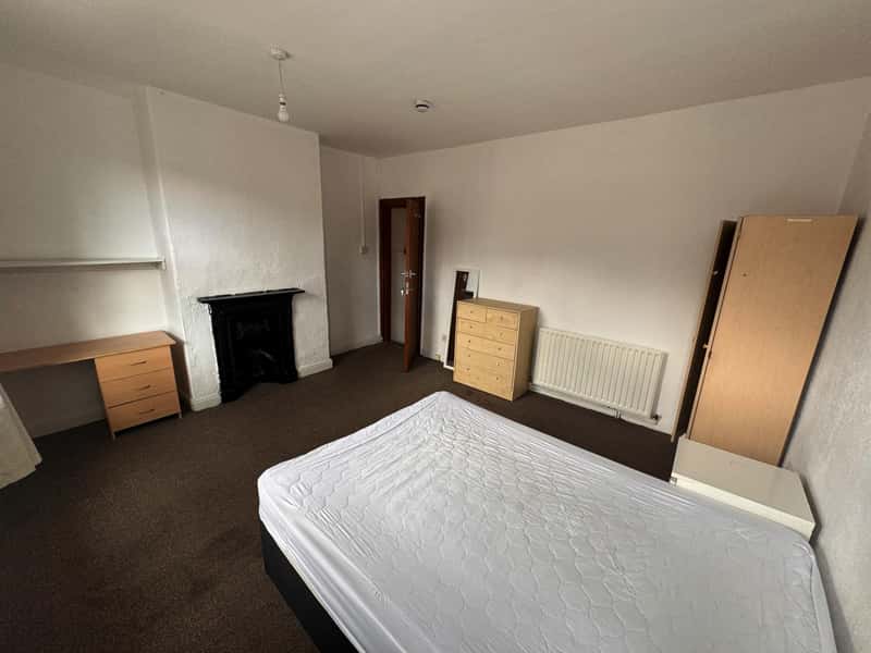 Photo of the property on Hessle View, Hyde Park, Leeds