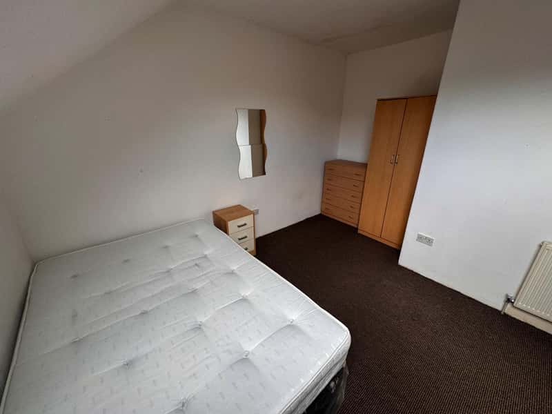 Photo of the property on Hessle View, Hyde Park, Leeds