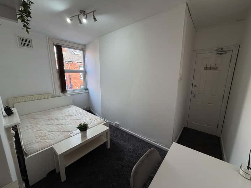 Photo of the property on Thornville Mount, Hyde Park, Leeds