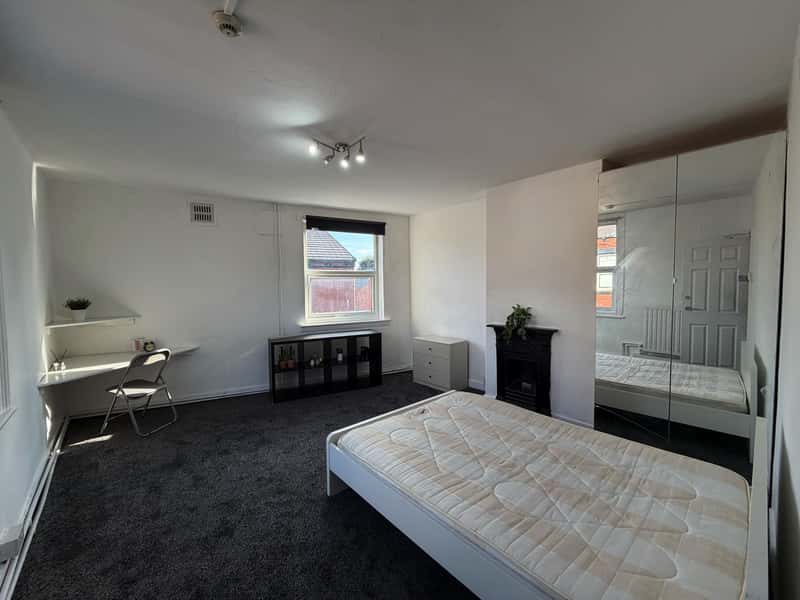 Photo of the property on Thornville Mount, Hyde Park, Leeds