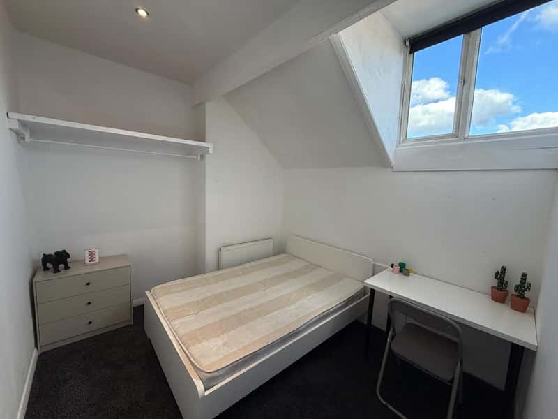 Photo of the property on Thornville Mount, Hyde Park, Leeds