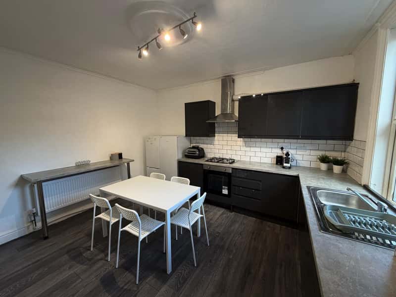 Photo of the property on Thornville Mount, Hyde Park, Leeds